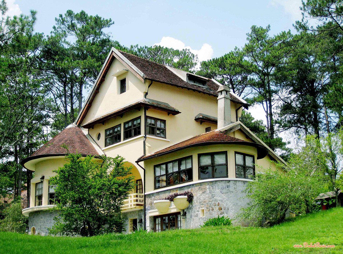 Đất Liên kế khu vực lõi trung tâm với diện tích 150m2 sổ riêng xây dựng, cách Hồ Xuân Xương 500m, thích hợp xây khách sạn, an cư nghỉ dưỡng, giá chỉ 12,5tỷ