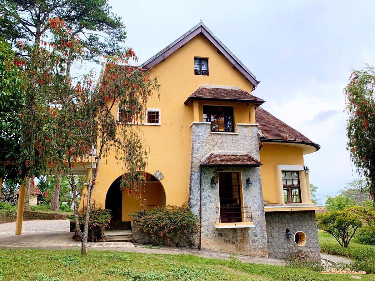 Đất nền Biệt thự đường Trại Mát phường 11, gần trung tâm TP .Đà Lạt, cách Ga Đà Lạt 500m cách vòng xoay Trại Mát 1km, thích hợp phân lô bán nền, giá 7ty5