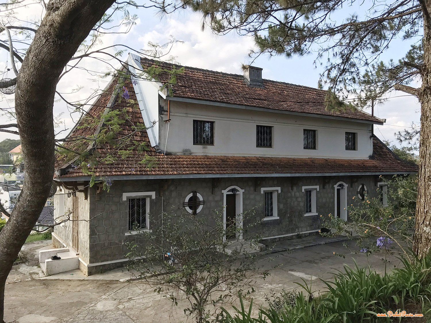 Đất nền Biệt thự Đường Hoàng Hoa Thám, Phường 10, gần trung tâm TP .Đà lạt, cách Hồ Xuân Hương 2km, thích hợp kinh doanh Homestay, kinh doanh nghỉ dưỡng, giá 11tỷ