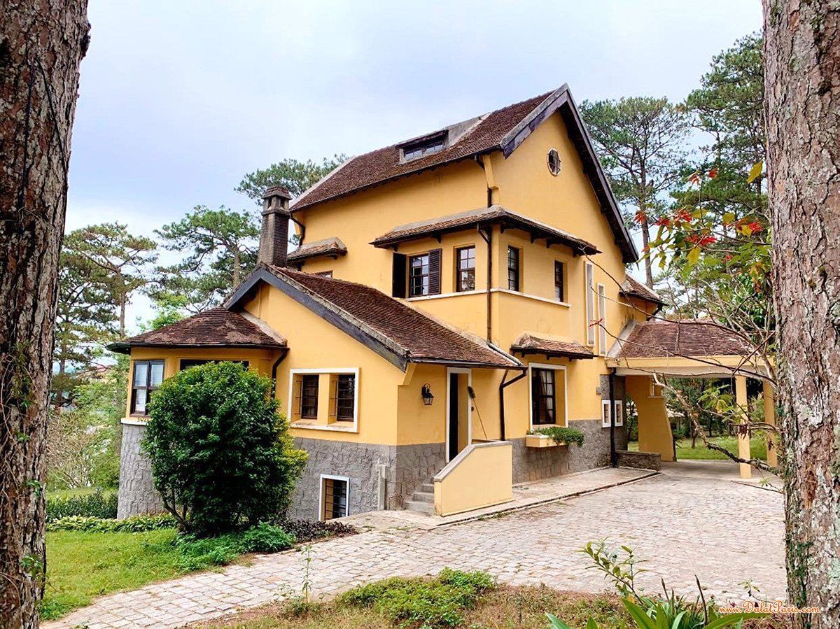Biệt thự mới khu Royal Villa, 216m2 full xây dựng, đường ô tô, view đẹp, môi trường yên tĩnh. thích hợp an cư, nghỉ dưỡng, giá bán 12.5 tỷ