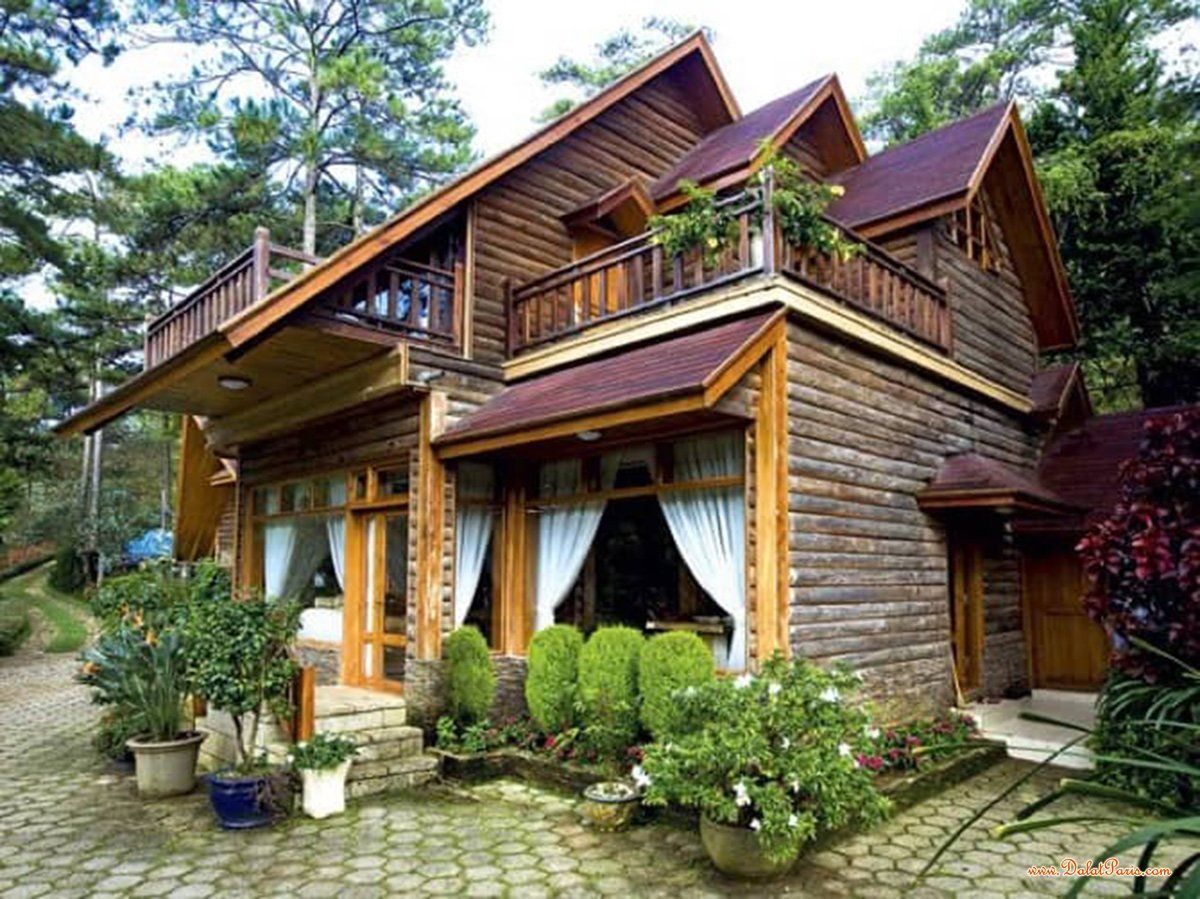 Biệt thự sân vườn rộng rãi, nằm trong khu biệt lập QKH Yersin, mang phong cách kiến trúc đà lạt xưa, cách trường Cao Đẳng sư phạm 500m, thích hợp an cư, nghỉ dưỡng. giá 32 tỷ